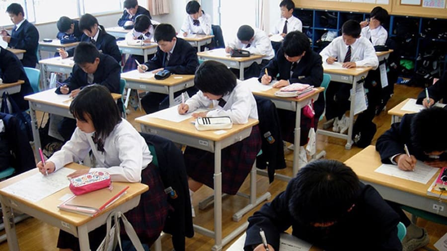 Những điểm nổi bận trong môi trương giáo dục Nhật Bản