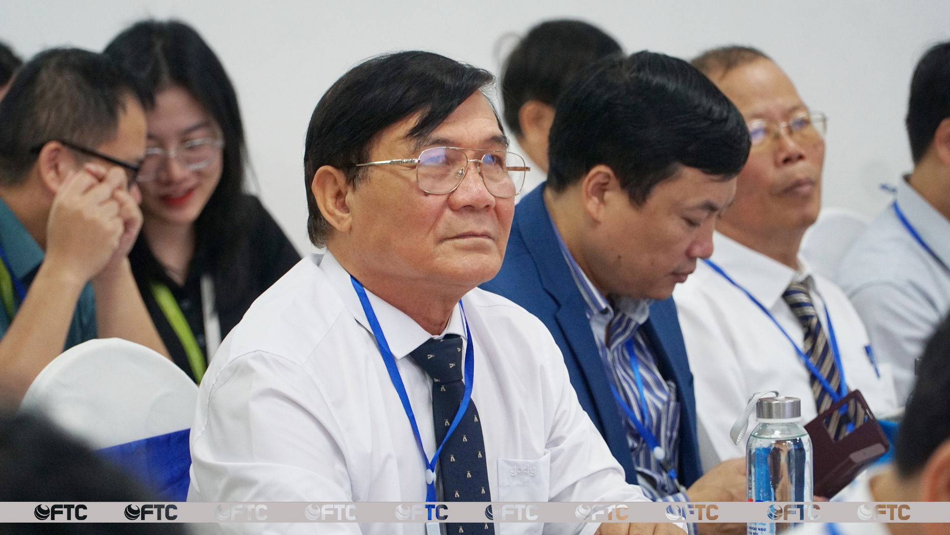 PGS. TS Đinh Công Tuấn - Trưởng khoa Ngôn ngữ Trung quốc, người thầy đáng kính với hơn 40 năm kinh nghiệm