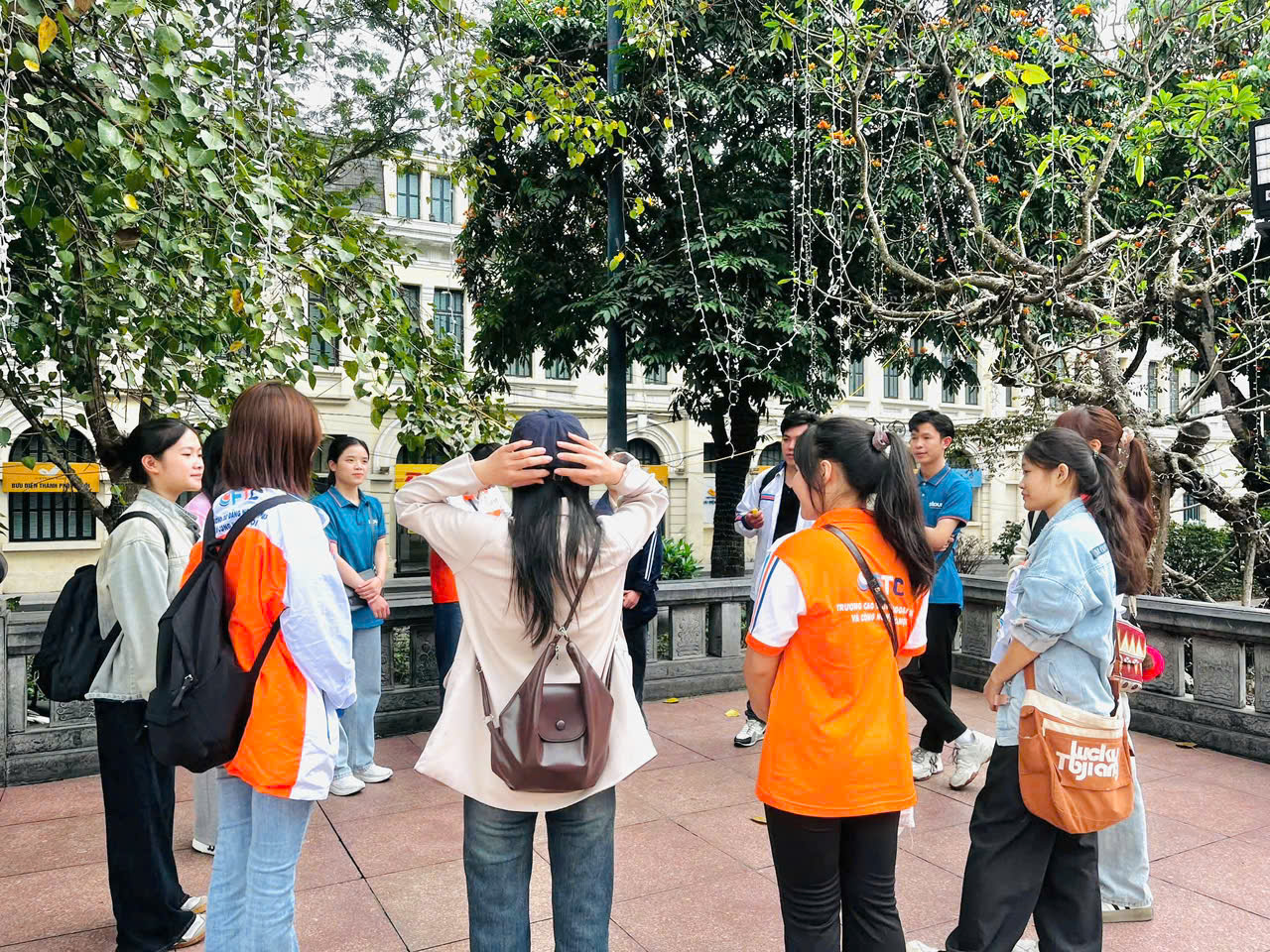 Buổi giao lưu ý nghĩa giữa Câu lạc bộ Tiếng Anh FTC (FEC) và STOUR: kết nối, học hỏi và trải nghiệm thực tế