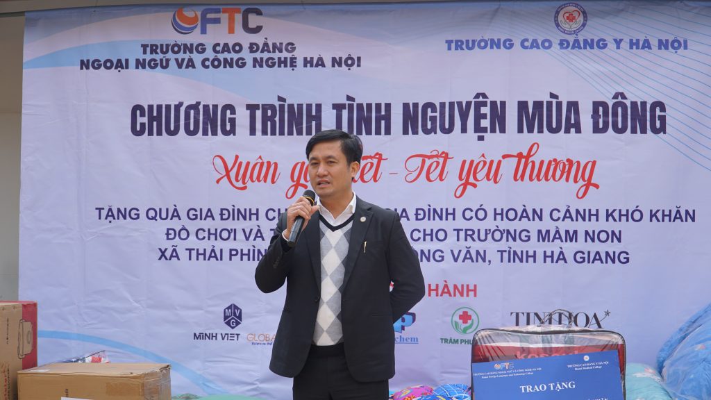 ThS. Bùi Kiến Thiết – Trưởng Đoàn tình nguyện trường Cao đẳng Ngoại ngữ và Công nghệ Hà Nội