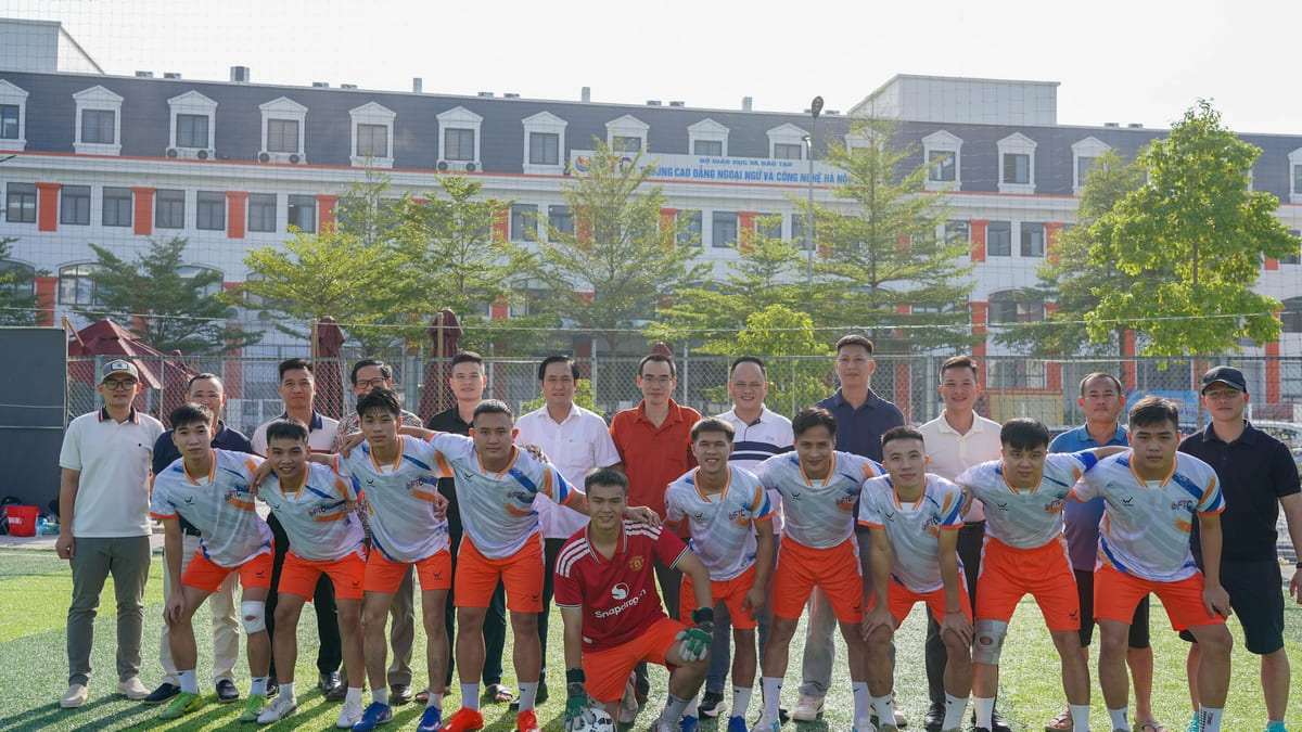 Đội bóng đá FC-FTC dành chiến thắng 2-1 trong trận ra quân tại Giải bóng đá Thanh niên Xuân Phương mở rộng 2026