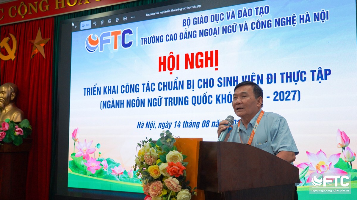 Chủ động hành trang, sẵn sàng bước vào môi trường Doanh nghiệp: Sinh viên ngành Tiếng Trung Quốc khóa 2024 – 2027 sẵn sàng cho kỳ thực tập