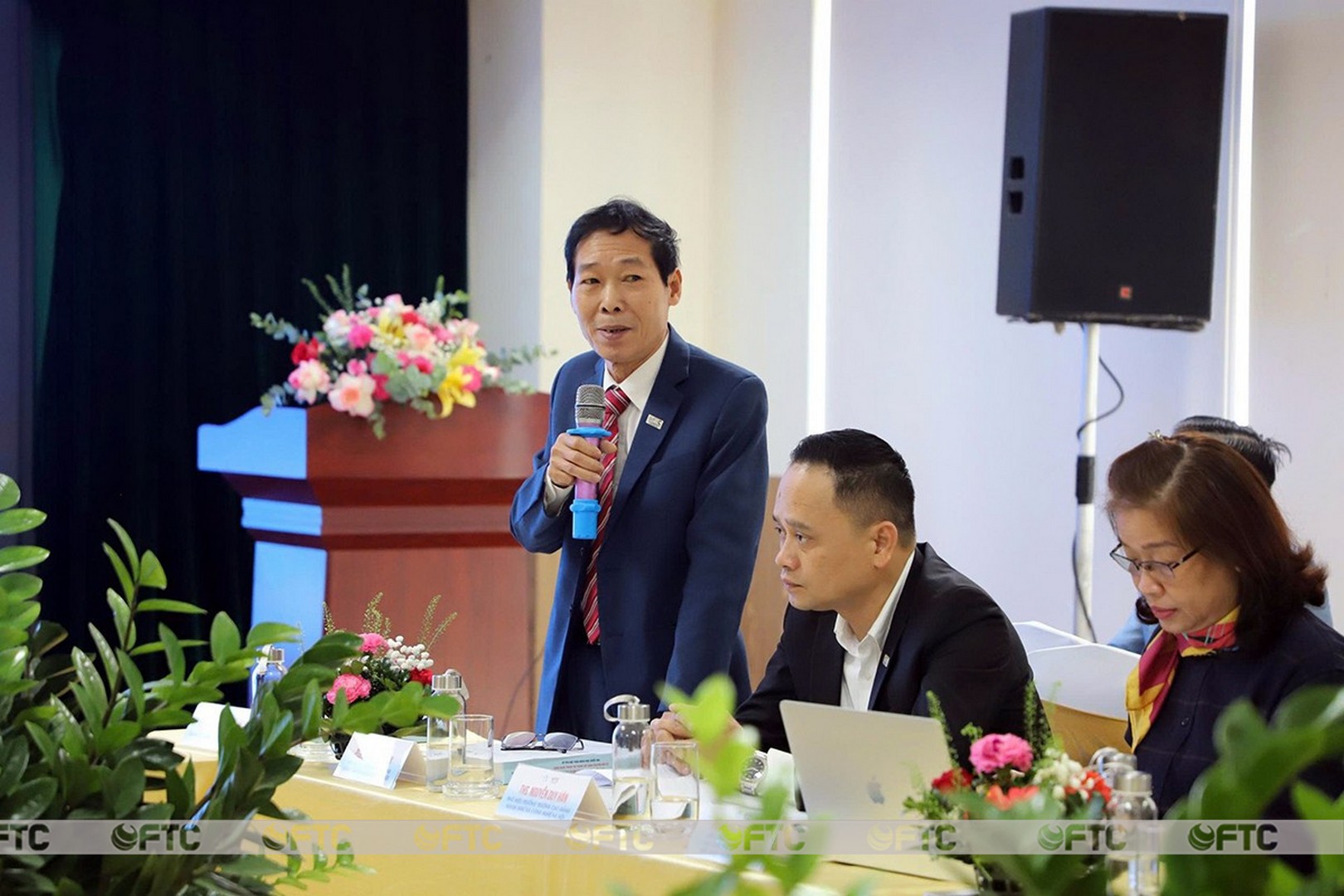 Đổi mới mạnh mẽ để xây dựng mô hình quản trị nhà trường tích hợp AI