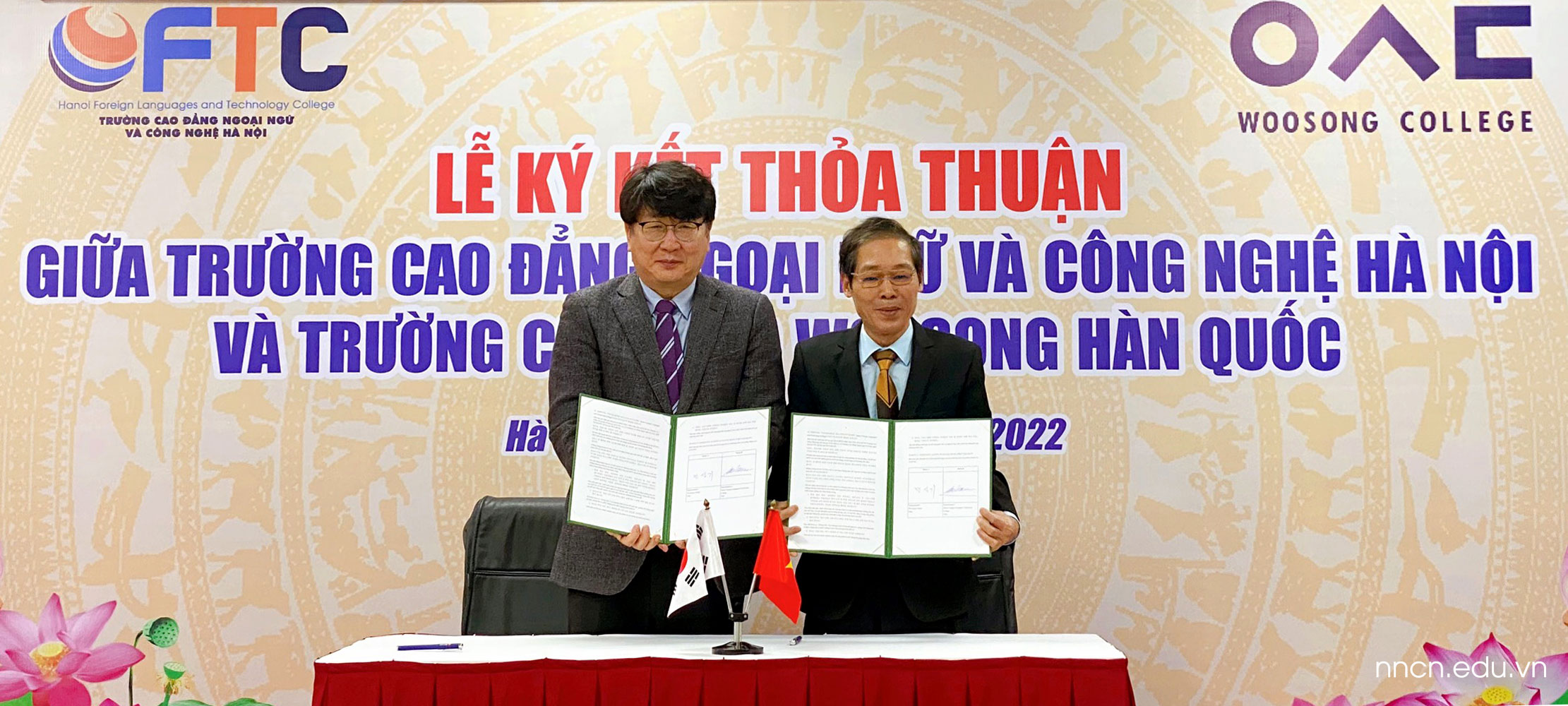 Trường Cao đẳng Ngoại ngữ và Công nghệ Hà Nội ký kết hợp tác với Trường Cao đẳng Woosong (Hàn Quốc)