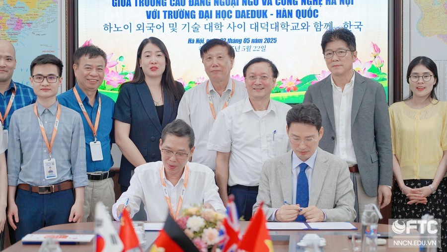 Lễ ký kết hợp tác giữa Trường Cao đẳng Ngoại ngữ và Công nghệ Hà Nội và Đại học DaeDuk – Hàn Quốc