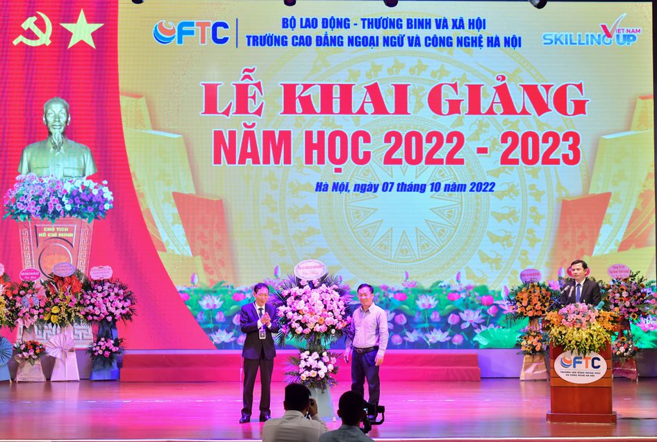 Lễ khai giảng và chào tân sinh viên năm học 2022-2023