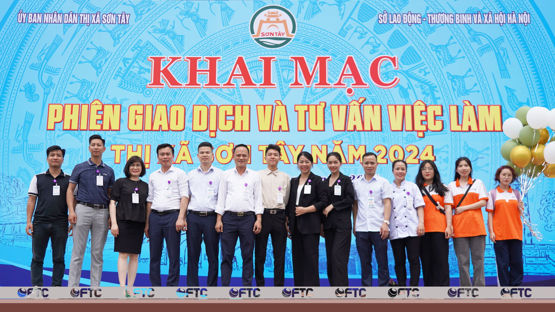 Gần 2300 chỉ tiêu tuyển dụng tại phiên giao dịch việc làm thị xã Sơn Tây, Hà Nội